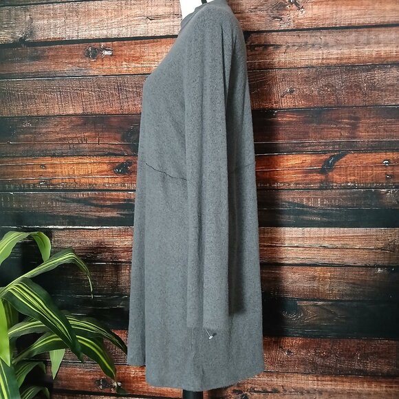 NWOT Abound Sweater Dress S Super Soft Gray Flared Sleeve Shift Oversized - Picture 4 of 9